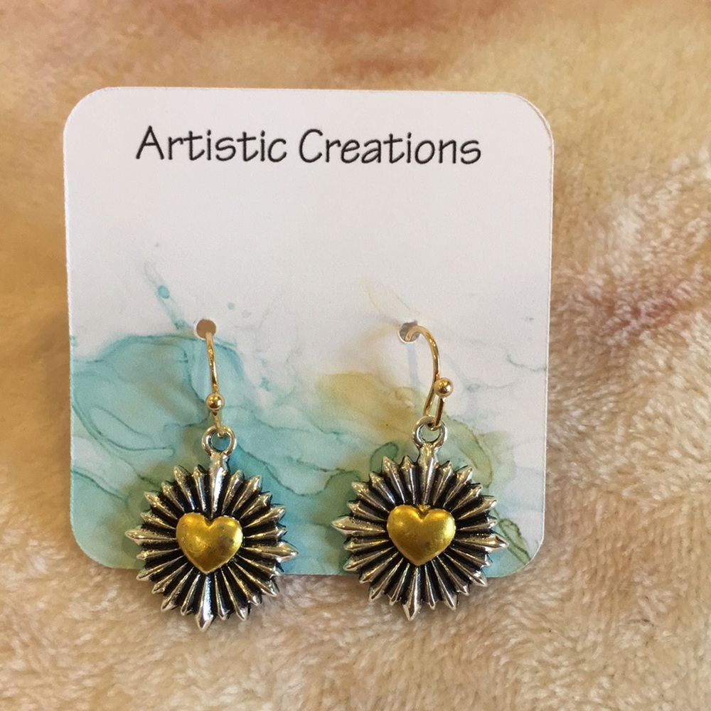 Heart Burst Fashion Pierced Earrings Gold Silver Alloys NWT 1”x.75” artistic cre - Picture 12 of 12